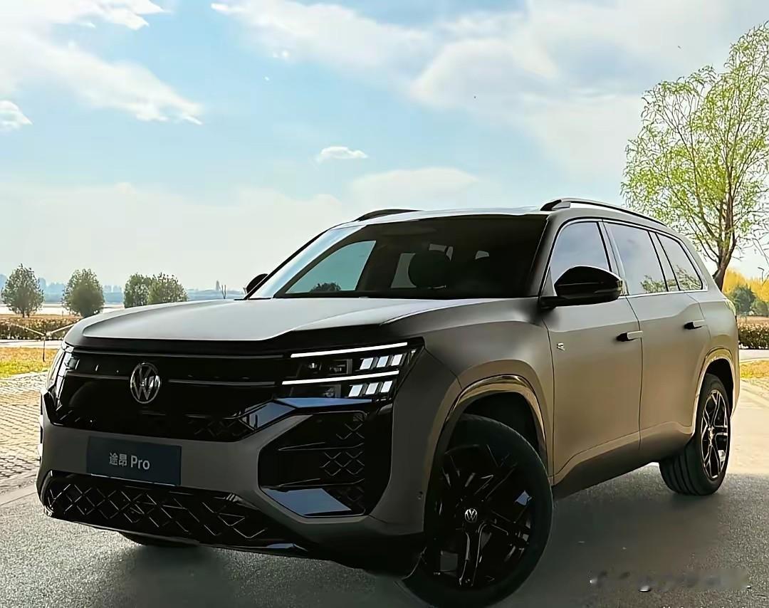 大众绝对是把中国人心理研究透彻了：要经济——大众朗逸要舒适——大众迈腾要动