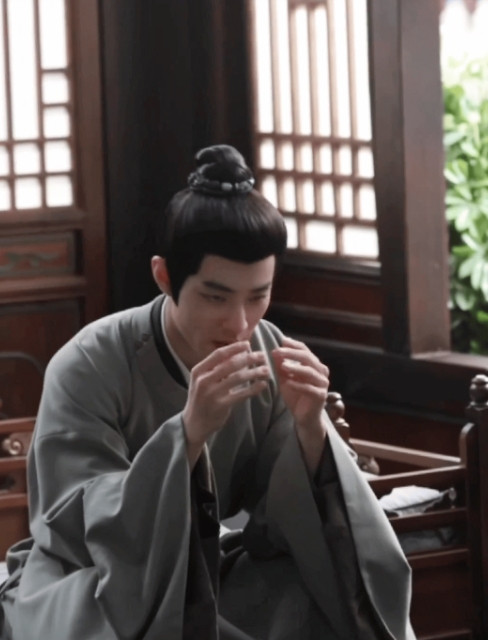 很多人说：藏海传看到最后，居然会同情反派，觉得藏海复仇过于执着。有个评论回答说：