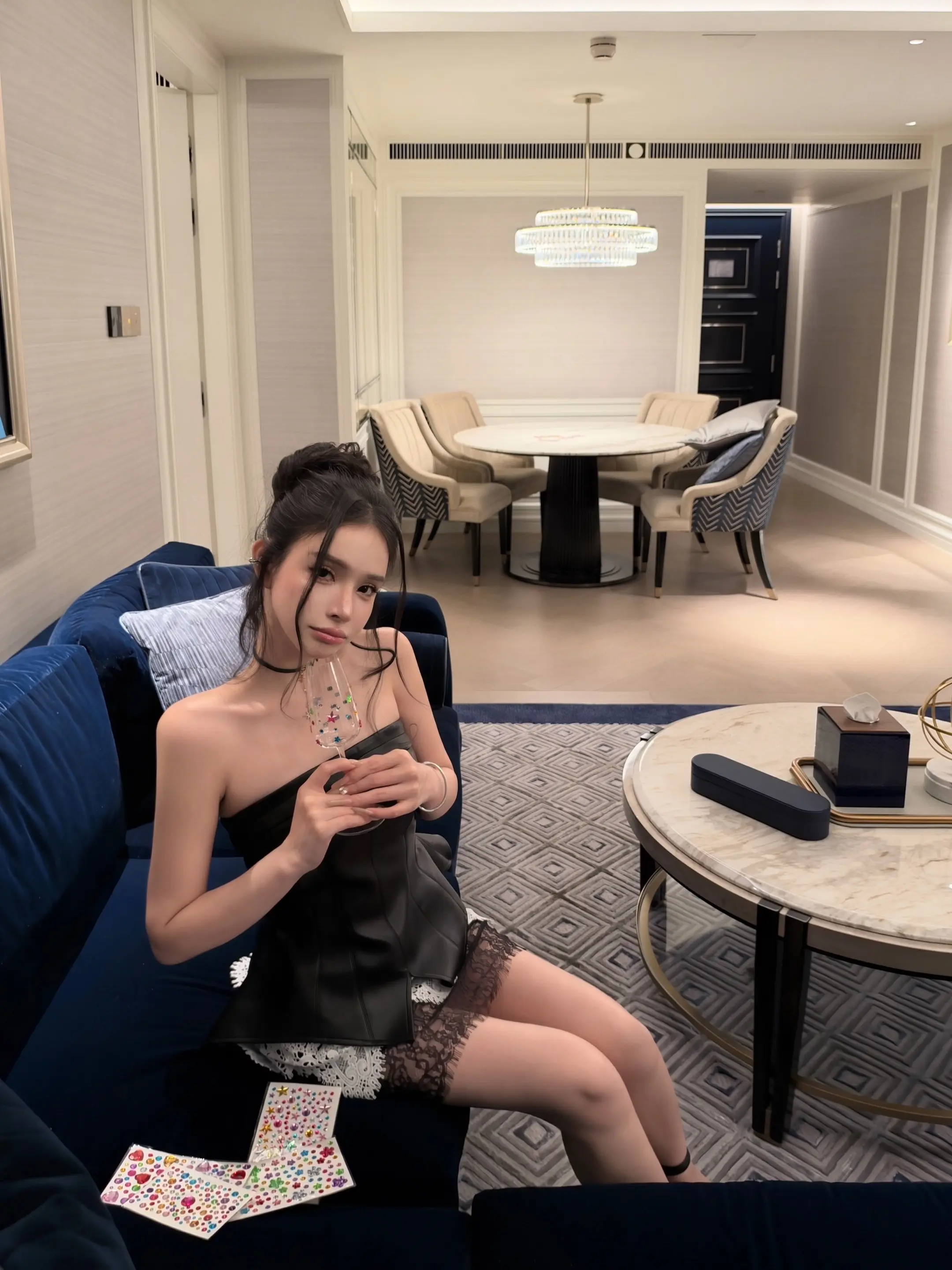 想我了就来香港找我 这样你就可以白跑一趟 因为我在澳门