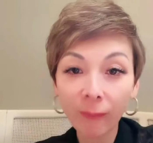 杨洋总盛赞马筱梅！张颖颖恼羞成怒！杨洋总直播时，有人问:“青岛麻六记店开业，小