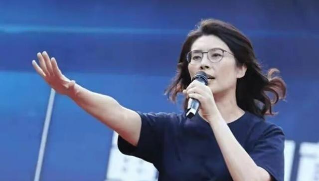 国民党主席选举登记已经结束，在投票数超过14万的网络调查中，候选人郑丽文以59%