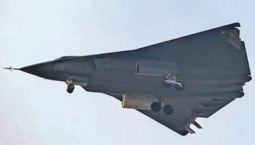 中国军工现在最厉害的不是各种新式武器的不断出现，而是出现了一种新式武器，外界却不