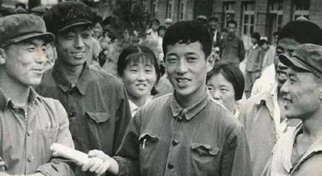1991年，“白卷书生”张铁生出狱后娶了妻，42岁的他如何养家张铁生195