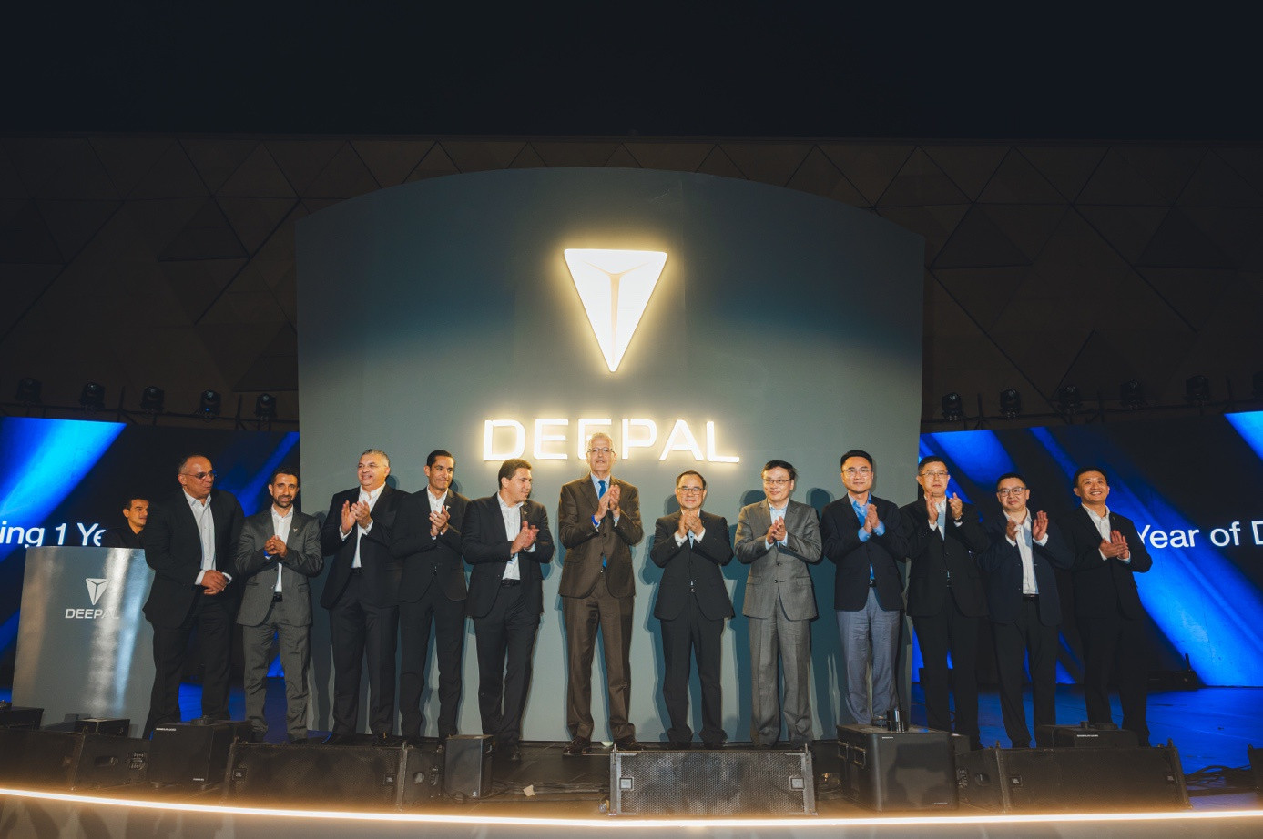 深蓝汽车进入埃及市场一周年, 埃及新能源市占率达 30%
