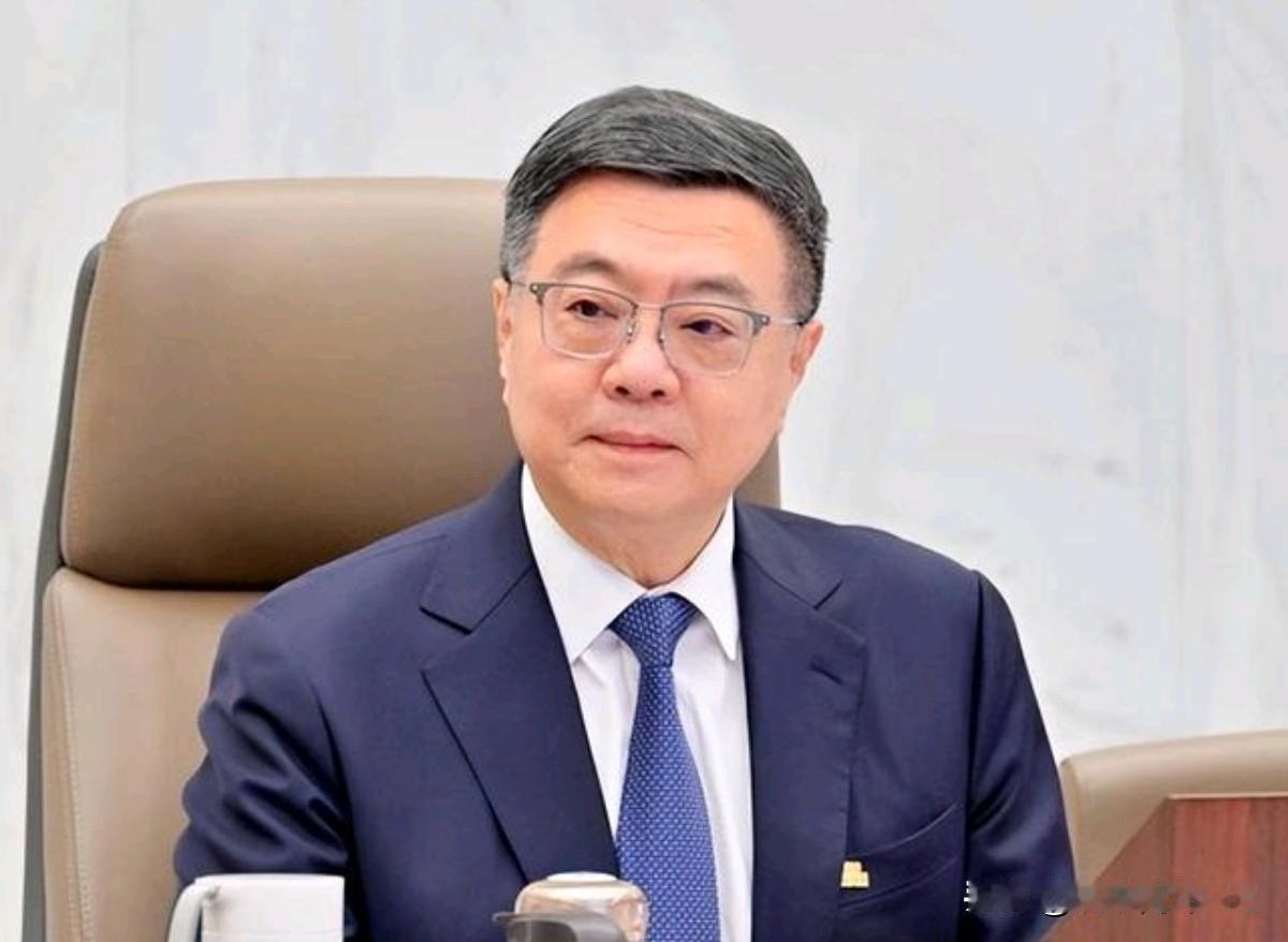 卓荣泰出来放话了，态度非常的嚣张！5月19日，岛内行政部门负责人卓荣泰声称，“中