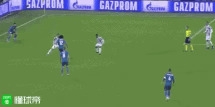 想请梅西球迷发自内心的评价一下C罗的实力?黑子就别评价了...C罗最牛的一点就是