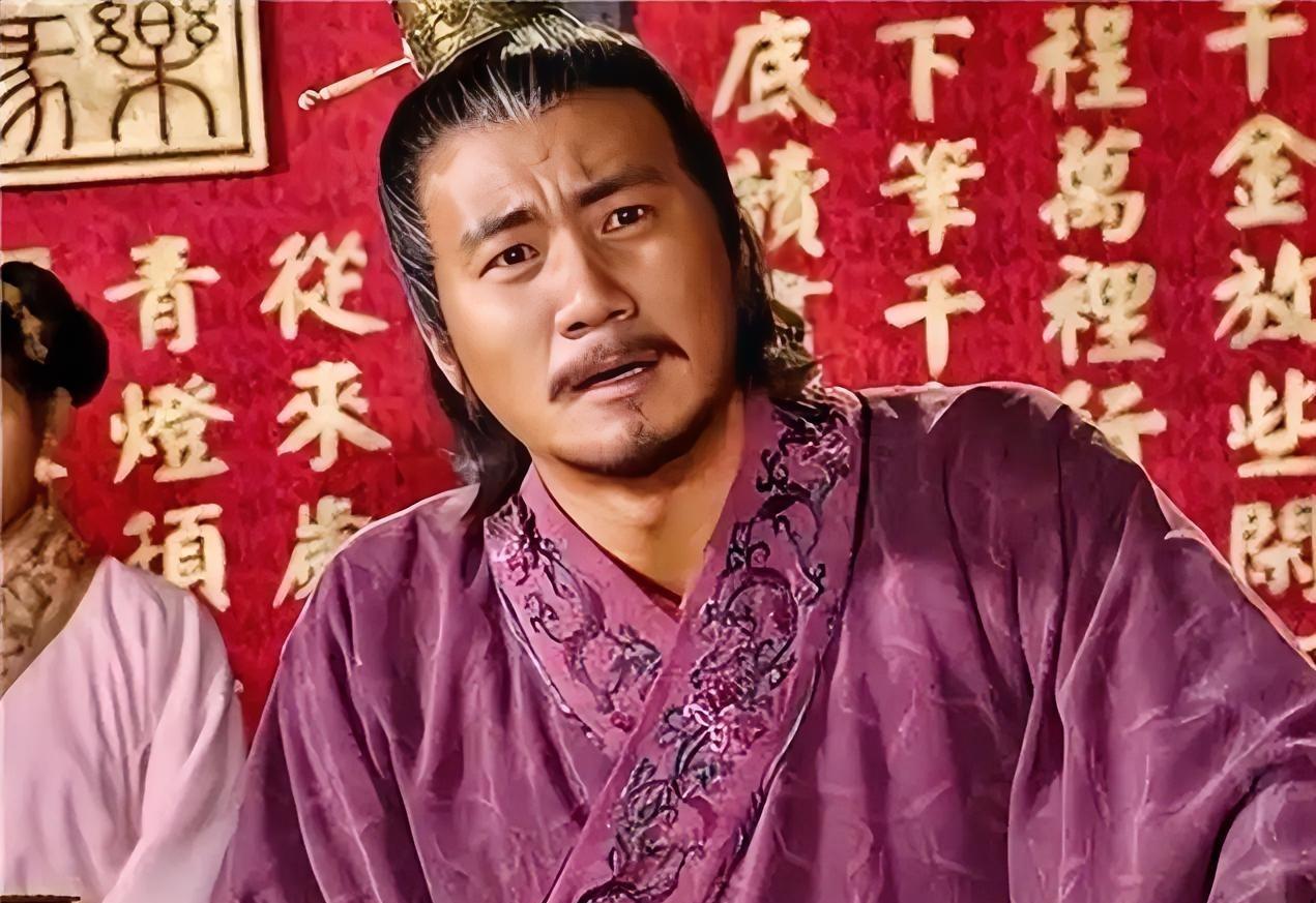 朱元璋无聊的时候，经常召大舅子郭德成进宫饮酒，一次，俩人都喝多了，郭德成刚要告辞