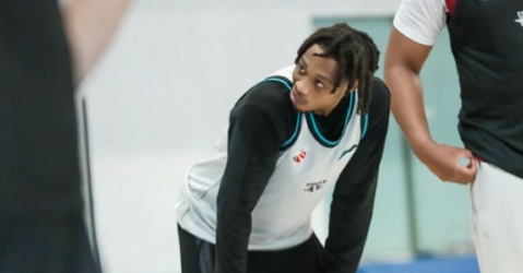 北京男篮已经完成了阿隆德斯-威廉姆斯的注册。据CBA官方消息，北京男篮已经完成了