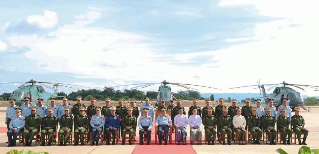 大鹅的军事支援到了！两架苏30战机和3架米38直升机，在11月7日抵达缅甸首都