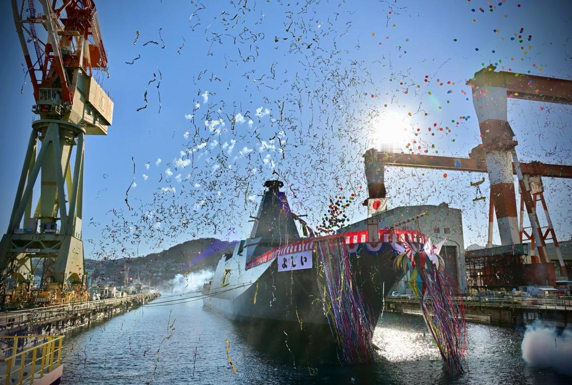 就在刚刚，日本宣布了一个重大举动。在中日关系持续恶化之际，日本防卫大臣小泉