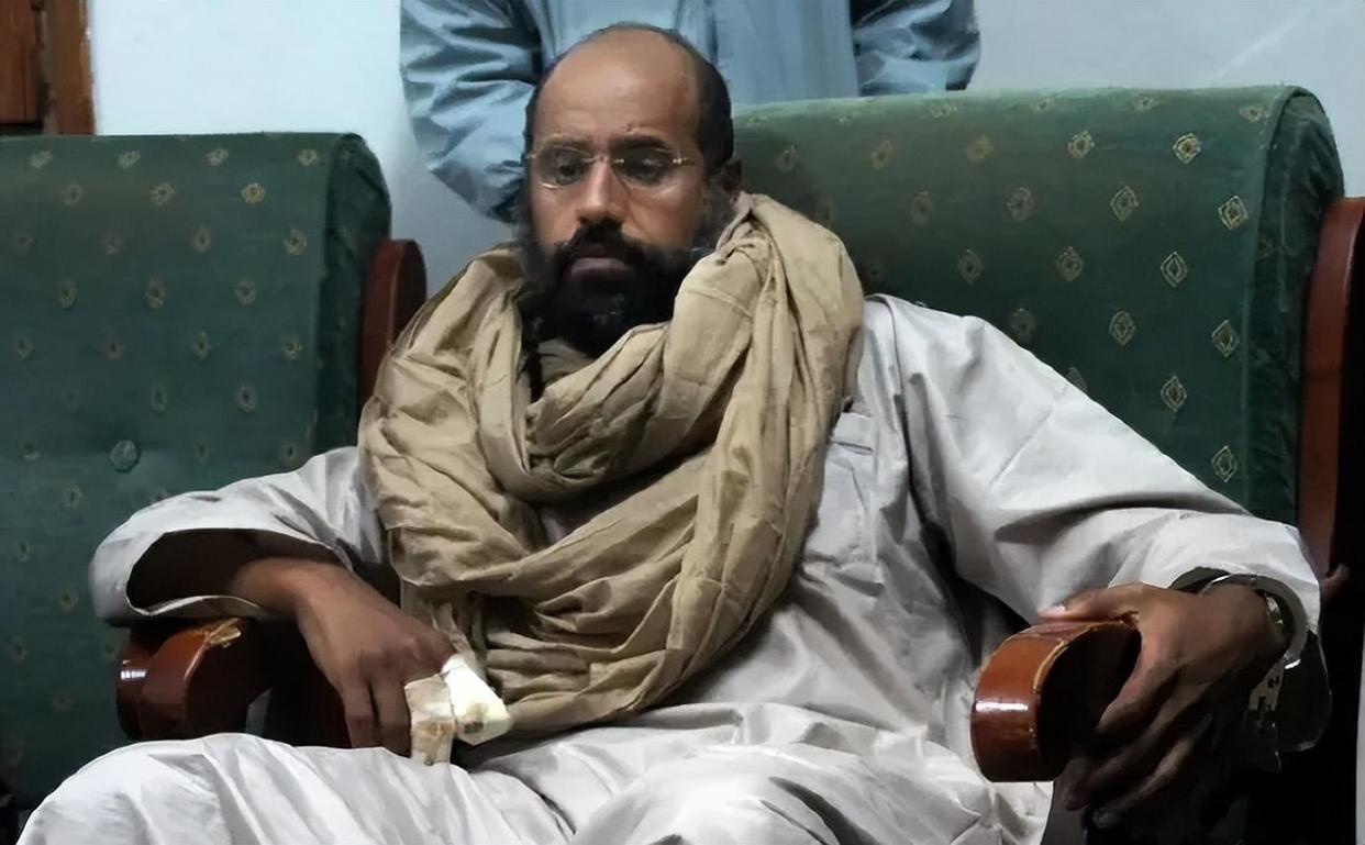 好了，各位朋友，咱们今天聊的这个事儿，可真够让人唏嘘的。还记得卡扎菲吗？对，就是