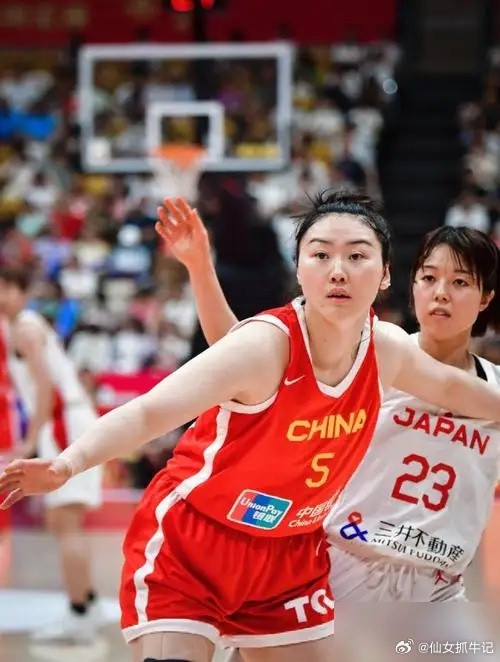 宫鲁鸣这回是铁了心，哪怕中国女篮成绩再难看，也绝不会低头去求大腕归队。...