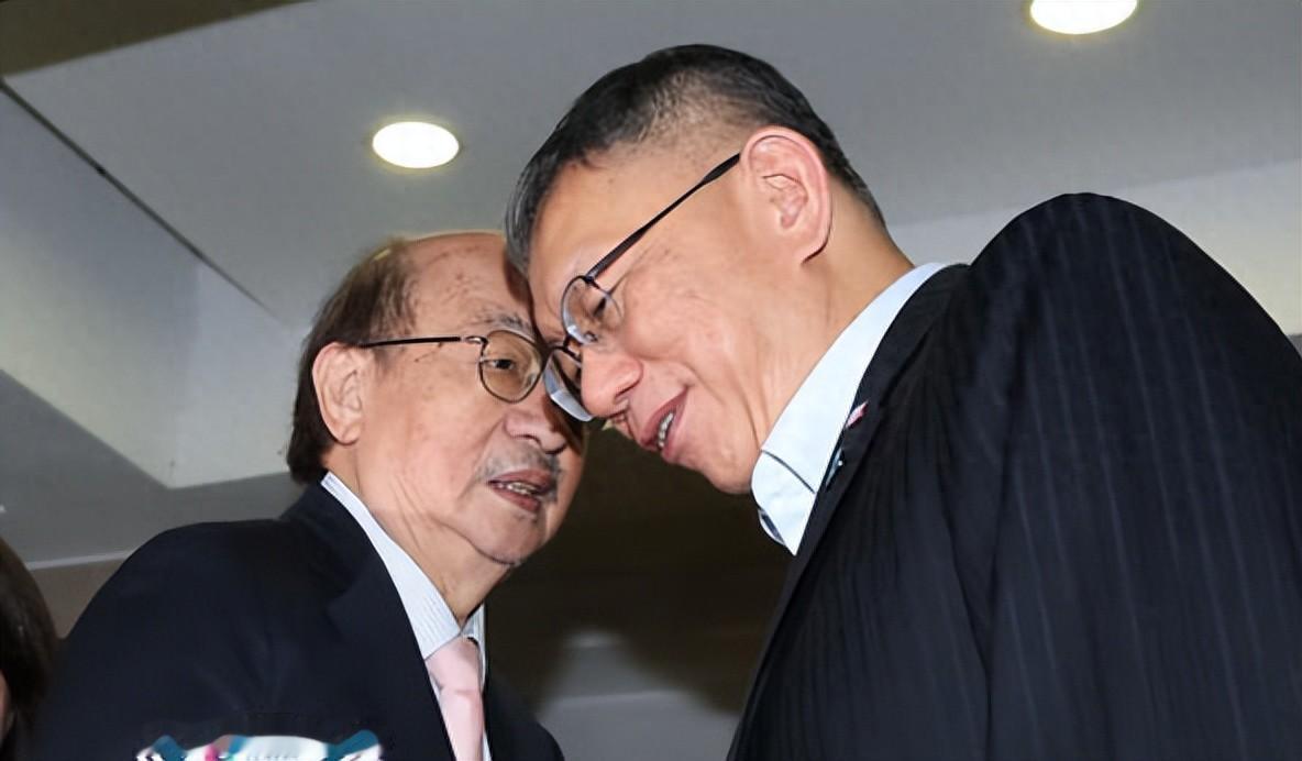 赖清德真急了！竟公开警告陈水扁，再敢乱动就立刻抓回牢里。一场围绕台湾地区领导人宝