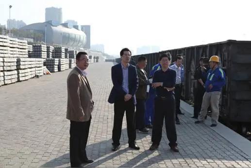 大专生进铁路好不好?铁路干部主动辞掉干部岗，转做普通职工！众人骂他傻，真相太现实