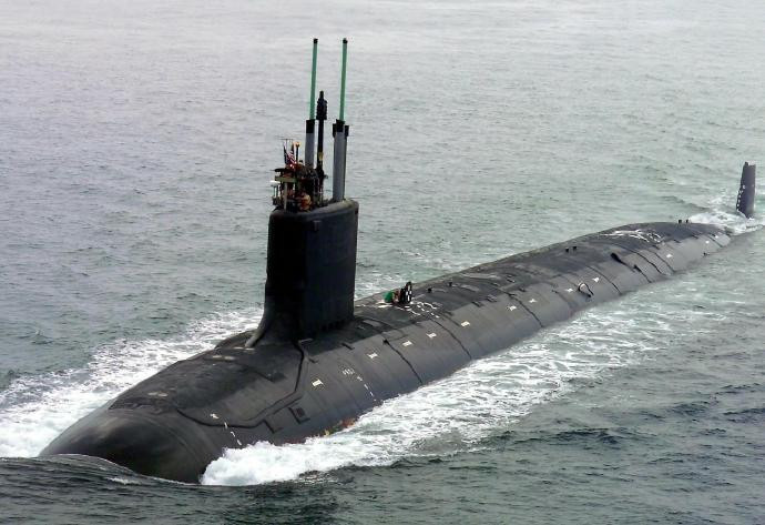 每天认识一件兵器美国“弗吉尼亚”级潜艇“弗吉尼亚”级潜艇是美国海军正在建造的最