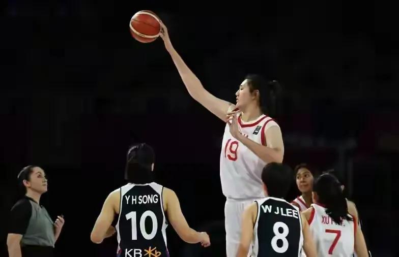 日本女篮淘汰中国女篮，告诉我们一个简单的道理：篮球并不是“高人”的专属运动……！