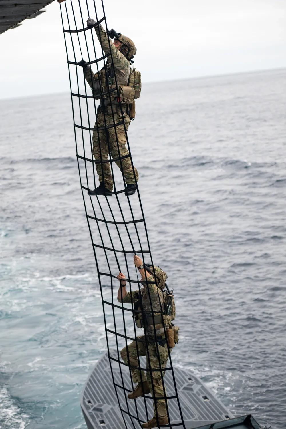 论军事装备，论实力，中国特种部队士兵也不差于美国特种部队士兵。6月9日，总部位
