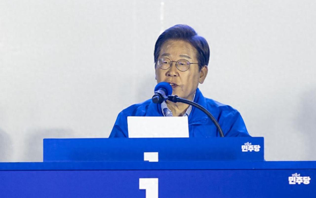【李在明上台第一天，先交底要和朝鲜寻求共赢】李在明上台第一天，先给韩国军队下达