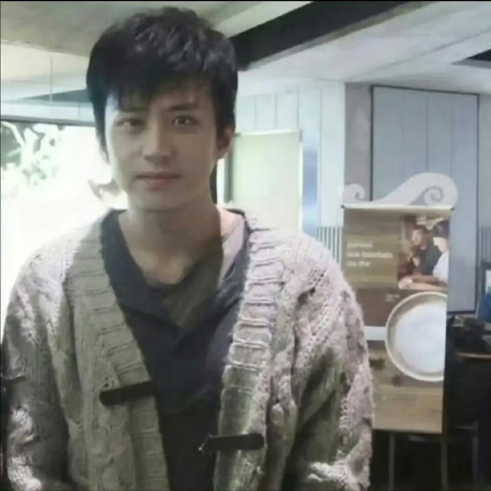 他俩年轻时候，娘娘也更胜一筹。