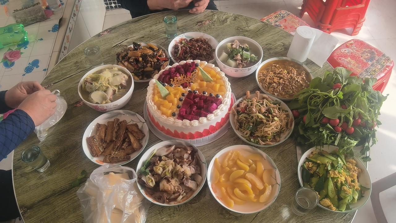 现代婚姻天平：为何结婚少、离婚多？底层逻辑大揭秘