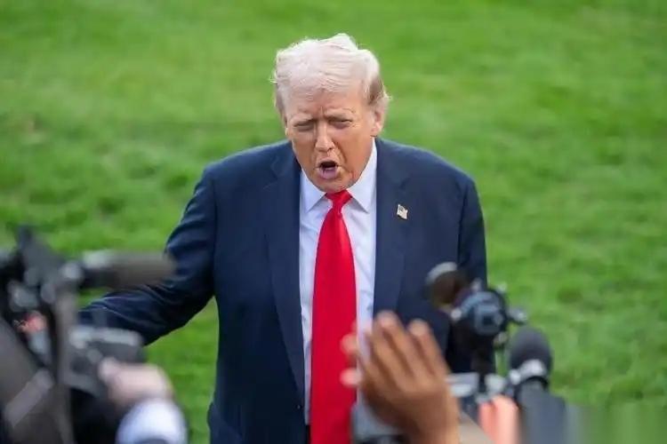 最近中美博弈又出大新闻，特朗普出镜高调宣称“要对中国汽车收取100%的关税”，结