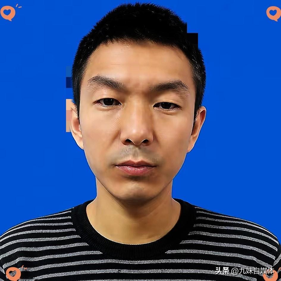 杨哎有卜，男，回族，1985年7月生，生前系甘肃省临夏市出租车司机。2026年1