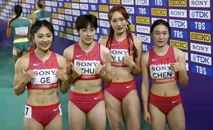惊艳赛场，中国4＊100接力，男女队一枪直通东京。田径比较的是实力，中国田径正