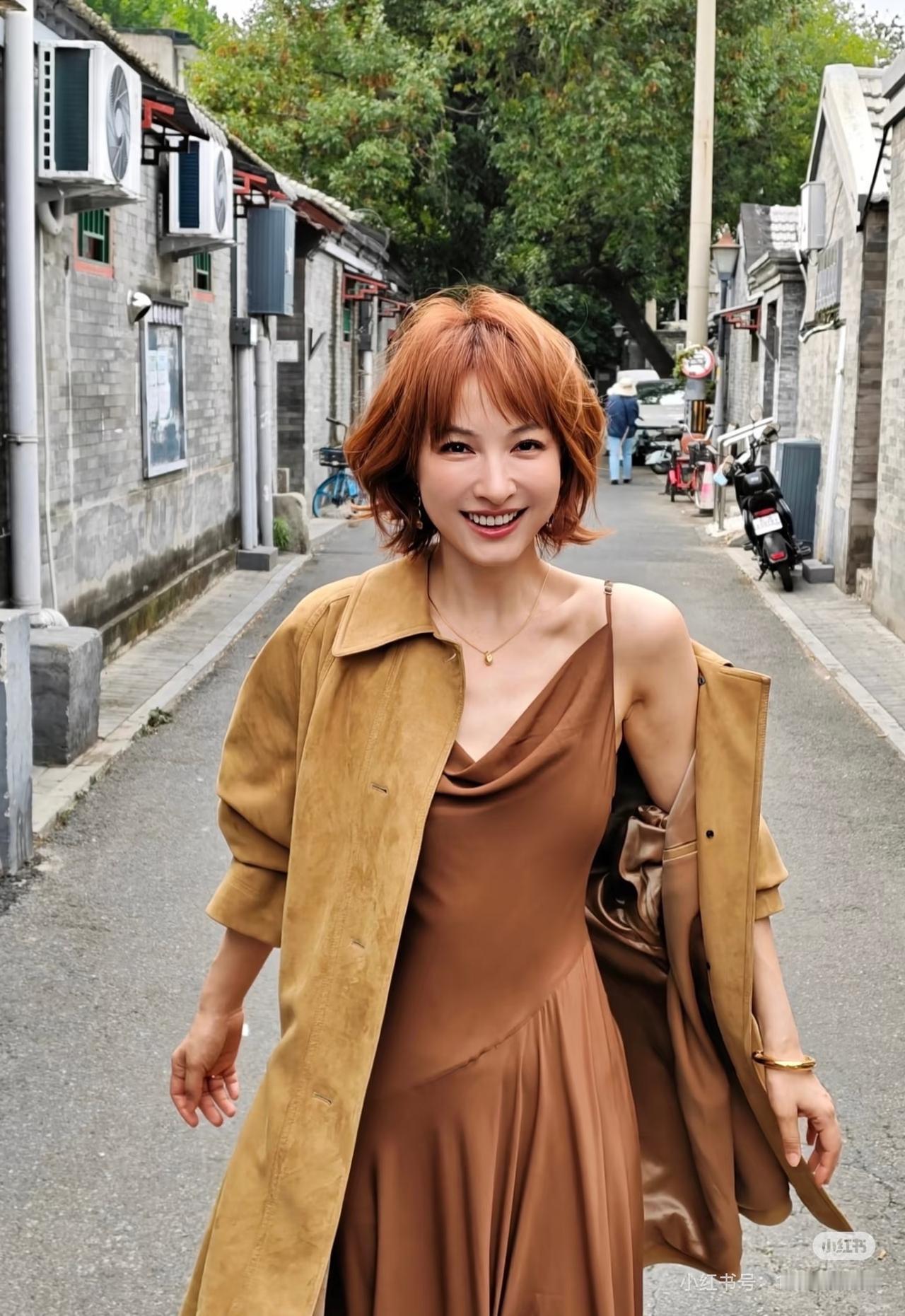 大家有没有觉得，吴昕这姑娘怪有意思的，明明主持演戏没特别出圈的本事，可干啥都能赚