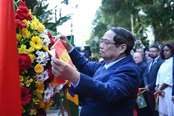 范明政近日在巴西出席金砖国家会议期间，特意抽出时间，于7月5日上午到里约热内卢的
