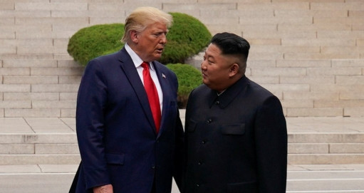 朝鲜拒绝美国对话。当地时间11日，朝鲜外交官再次拒绝接收特朗普致金正恩的亲笔信