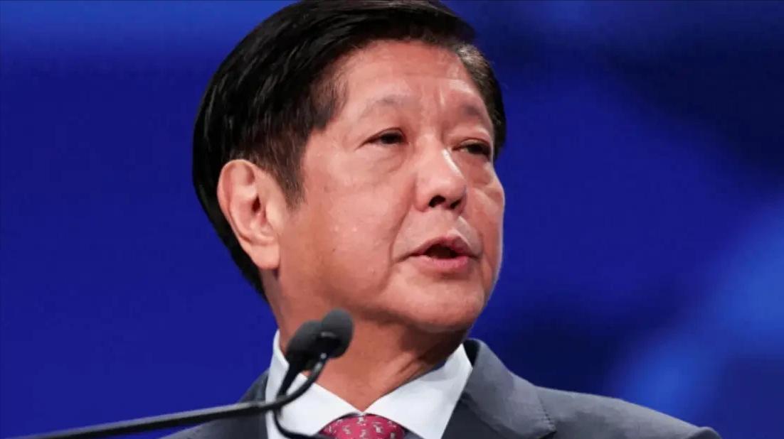 援助清单，一笔一笔划掉。南北铁路项目，停。达沃棉兰老基建包，停。农业技术援助，撤