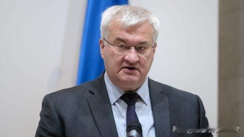 乌克兰不再相信空洞承诺：西比加提及《布达佩斯备忘录》的失败12月5日，是签署