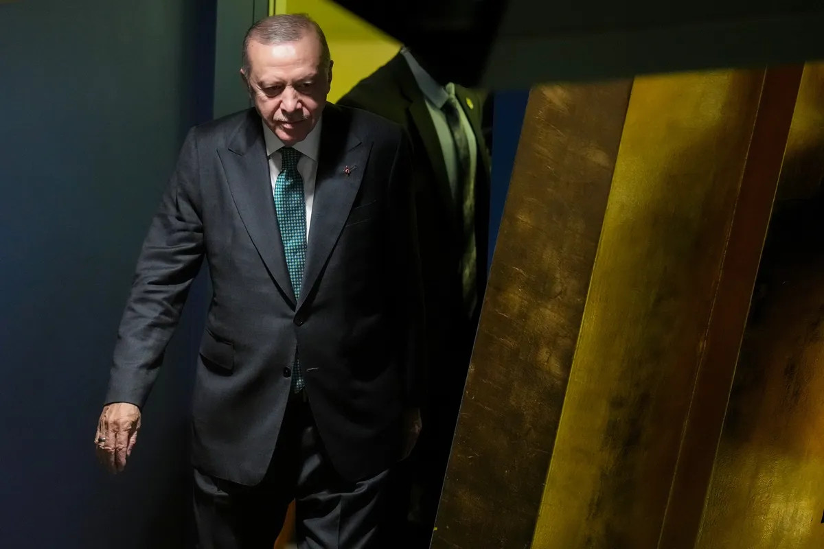 🇹🇷彭博社：土耳其总统埃尔多安正培养其子作为接班人。现年44岁的比拉尔·埃