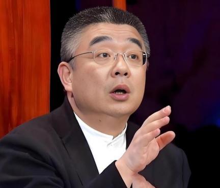 复旦大学那位钱文忠教授，说过一句被断章取义传了十几年的话，他说，按《三字经》《弟