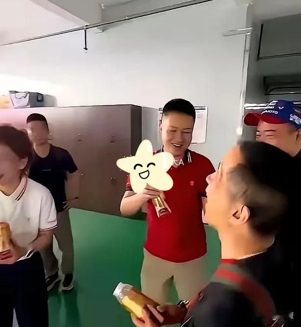一句话能值多少钱？东鹏给出了答案：20亿市值。东鹏的一位高管一句“我平时不