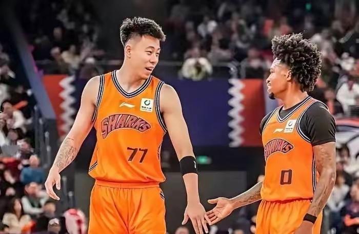 只要上海队的一众锋线大砸不受伤，那上海男篮夺冠几乎是板上钉钉的事情，上海的小外援