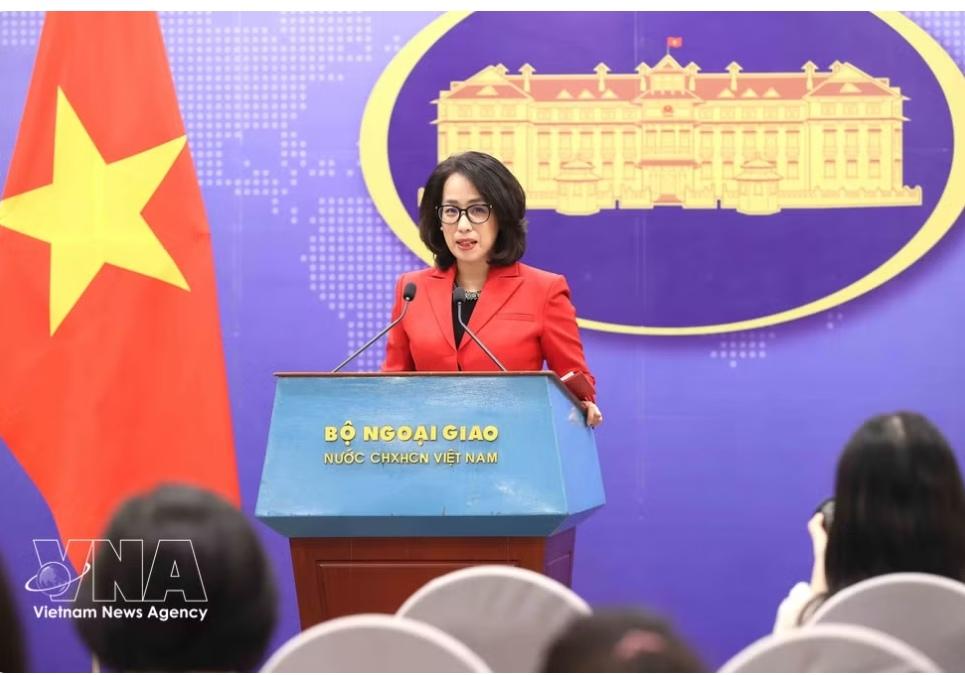 不容易！越南外交部发言人范秋姮终于笑了～～～欧盟将越南从税收不合作管辖区名单