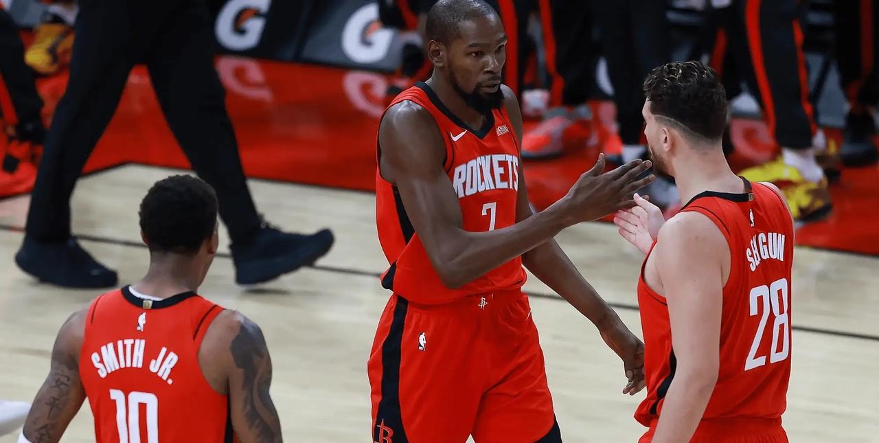 不吹不黑!杜兰特给火箭带来的三个实实在在的改变:第一,缺少组织后卫,依然联盟第