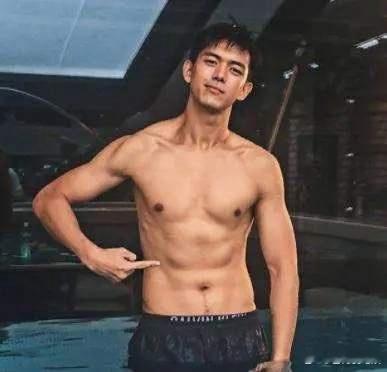 1.杨洋很讨富婆喜欢，但生活里比较大男子主义，还是喜欢小女人。2.天仙觉得又被白