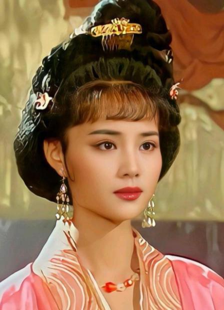 710年，李隆基上位的那个晚上，谁都没见，就把全天下最聪明的女人，上官婉儿，锁进