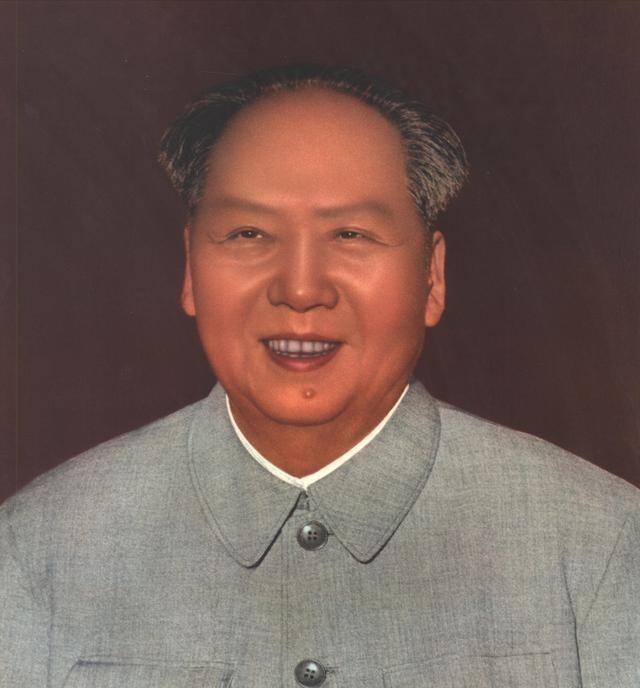 1969年，核弹悬在头顶，毛主席一句话让全世界都懵了1969年，那真是刀架在