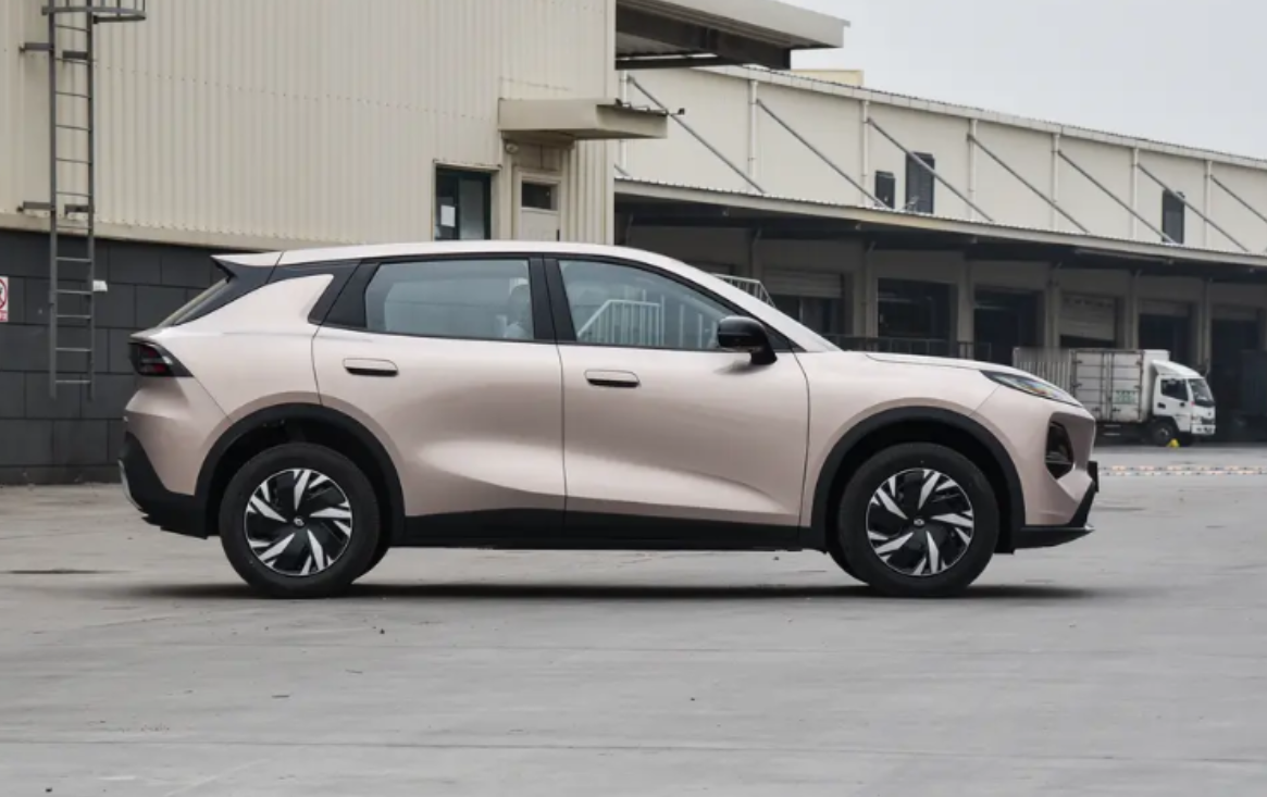 十万级卷王纯电SUV，长安启源Q05到底值不值得入手