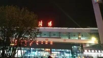 很多人不敢去北京旅游，总觉得首都消费高、花销大。作为经常出门游玩的退休文史