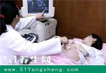 怀孕2个月查出怀双胞胎, 孩子出来后, 产妇却晕死过去