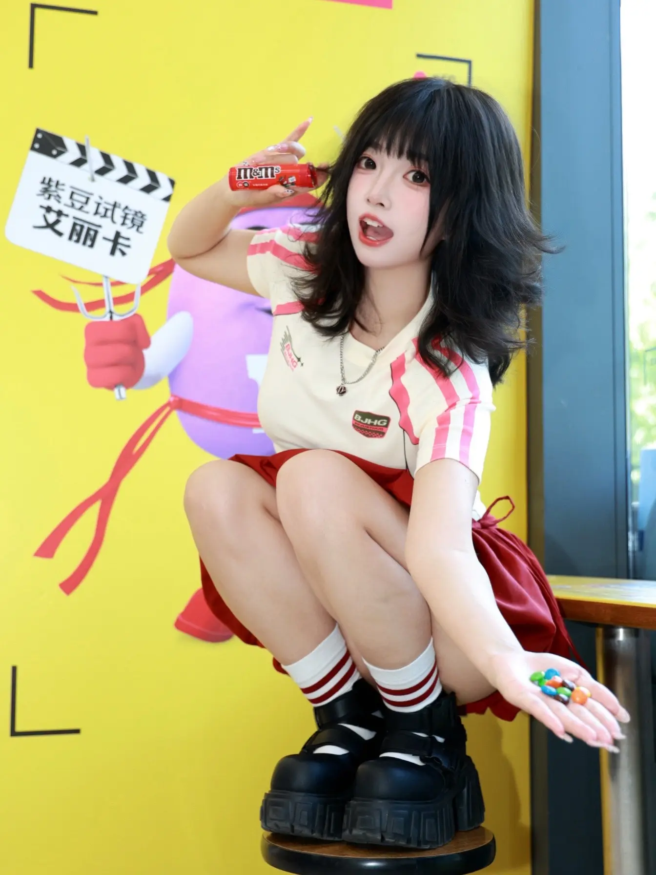 夏日。一干正事手机就粘着我 好暧昧