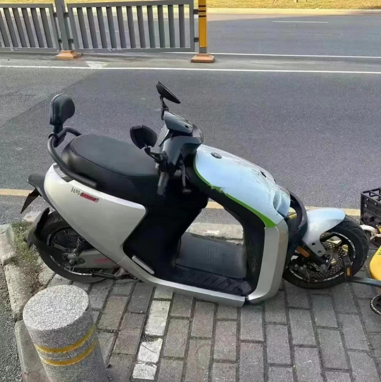电动自行车被贾玲骑过了？？？不对啊～贾玲和我一样瘦了啊～海阔试车超话​​​