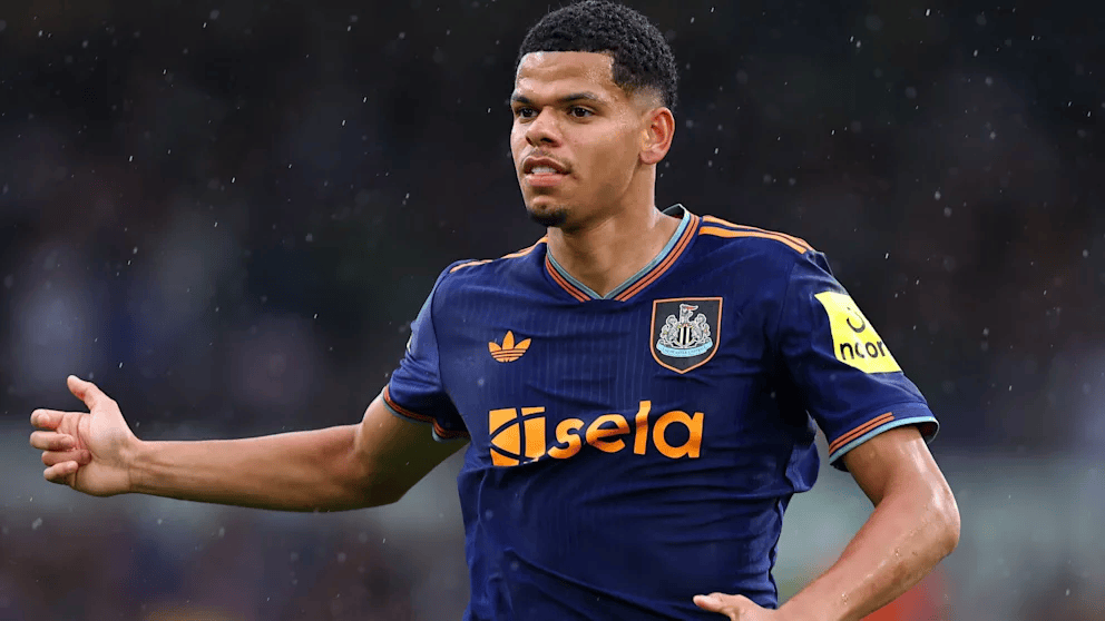 纽卡前锋奥苏拉和法鹰达成5年合同, 在谈2000-2500万转会费