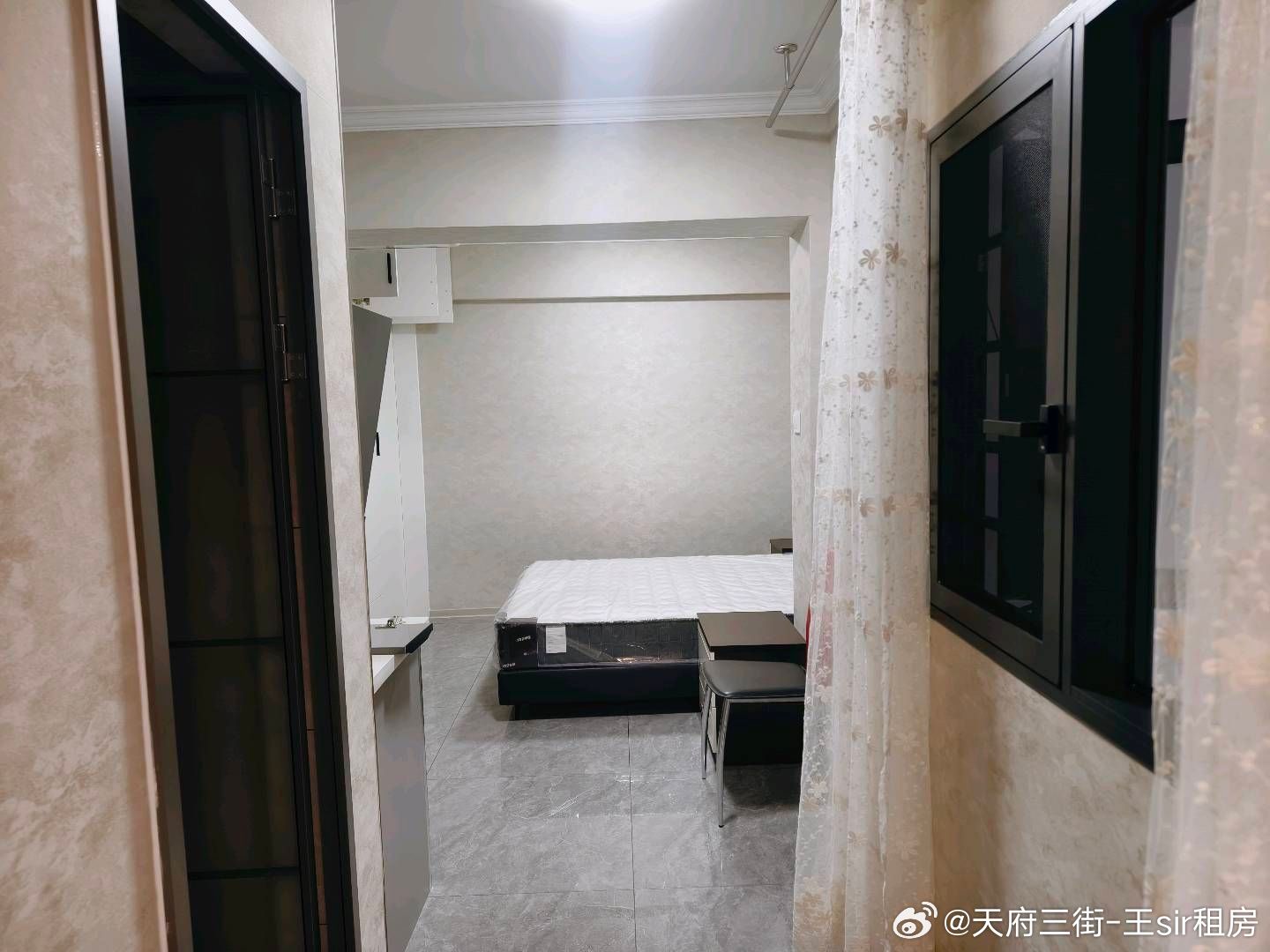 #成都真房源真价格租房#出售！天府四街民乐地铁口，60.06平6米层高通燃气loft整套出售80W，