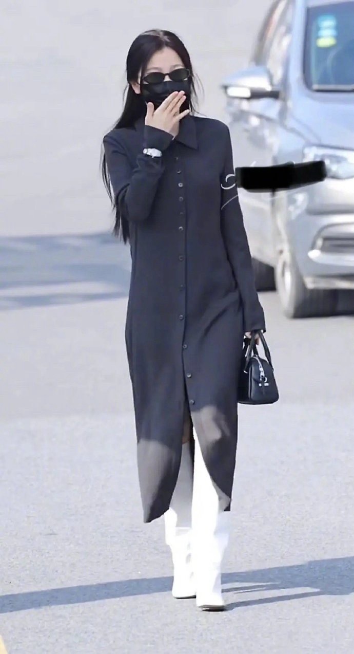 虞书欣最近的横店时装周出图，她这时尚水平怎么样？