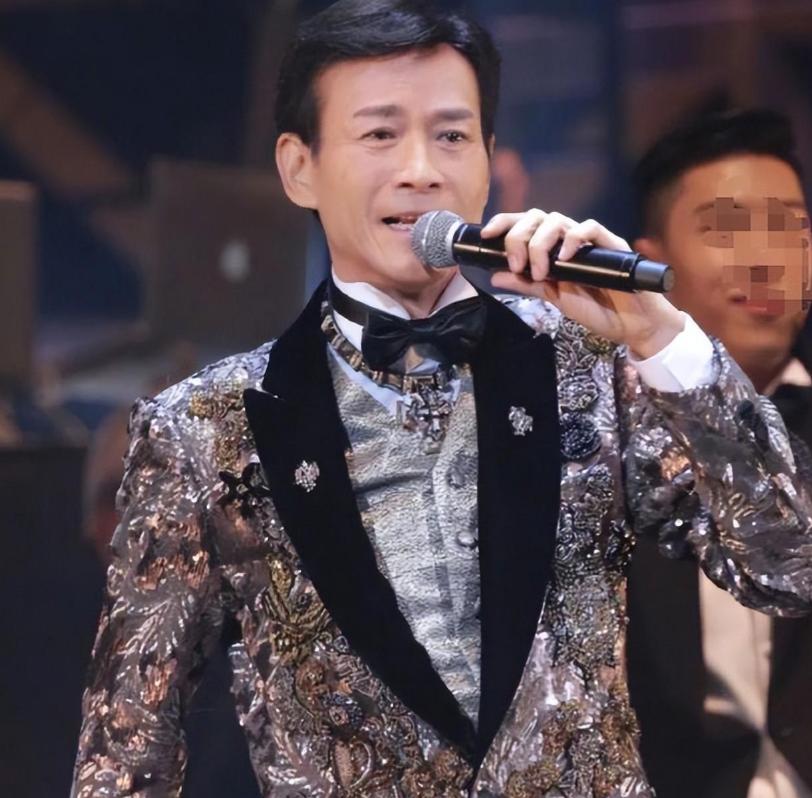 别再吹什么50年零绯闻了，听着都腻。我告诉你什么叫真男人。香港演艺圈这些年风风